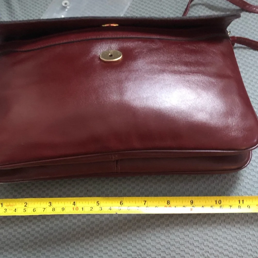 Vintage Etienne Aigner Burgundy/Brown Leather Shoulder Bag